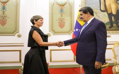 ¿A qué viajó Verónica Alcocer a Venezuela?