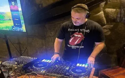 Iván Duque fue el DJ de una fiesta empresarial en Cartagena
