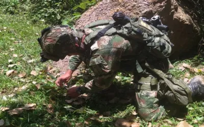 Ejército destruye artefacto explosivo en vía del departamento del Huila