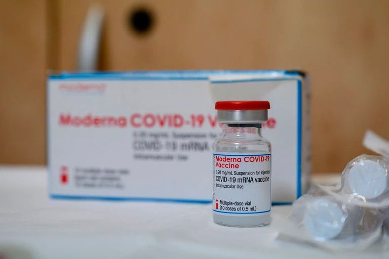Llegaran a Colombia 3,5 millones de dosis de la vacuna de Moderna