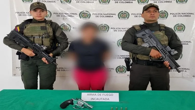 Capturan a una mujer por porte ilegal de armas en el municipio de Rivera, Huila