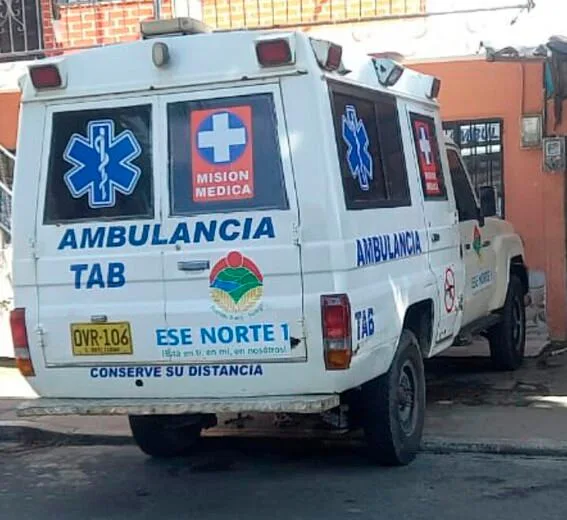 Denuncian disparos contra ambulancia que transportaba herido en Cauca.