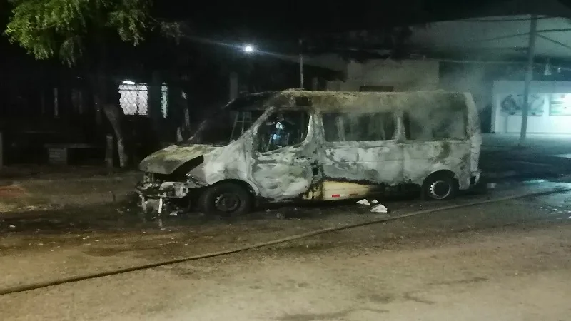 Ambulancia fue incinerada en Hobo, Huila