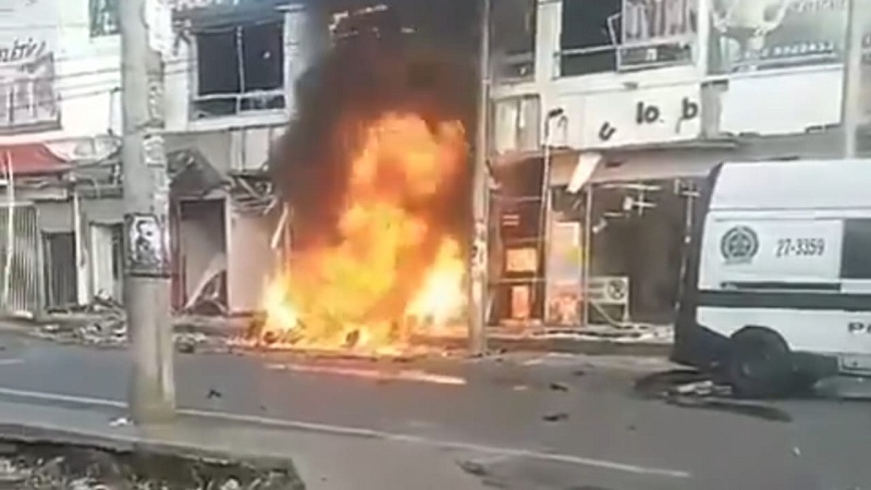 Moto bomba explotó en pleno centro de Jamundí