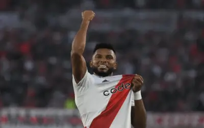 Borja le dio la victoria a River Plate en el superclásico argentino