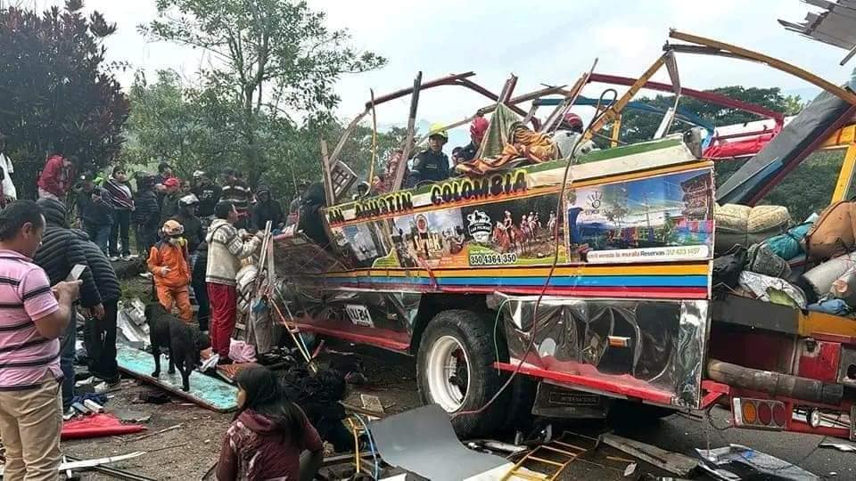 Lista de heridos que dejó accidente de bus escalera en el sur del Huila