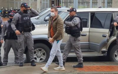 Trasladan a Jhonier Leal por hallazgos ilícitos en su celda