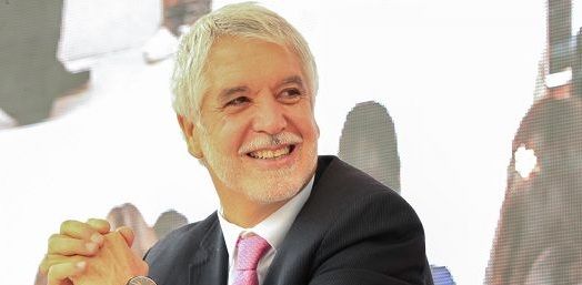 Enrique Peñalosa no logró reunir las firmas para su candidatura