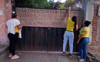 “Nuestros hijos llevan más de un mes sin clases”