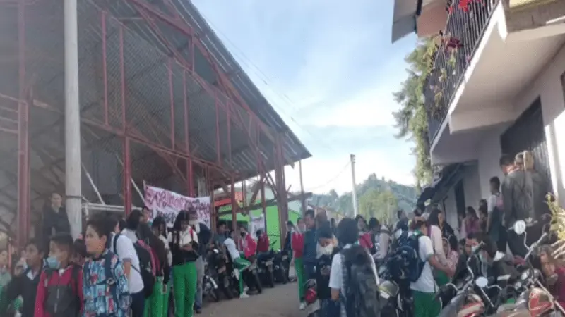 Estudiantes de la Institución Educativa Caguancito tendrán otro rector
