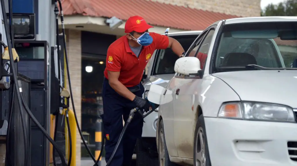 Aunque gradual, el impacto del alza en el precio de la gasolina sería fuerte