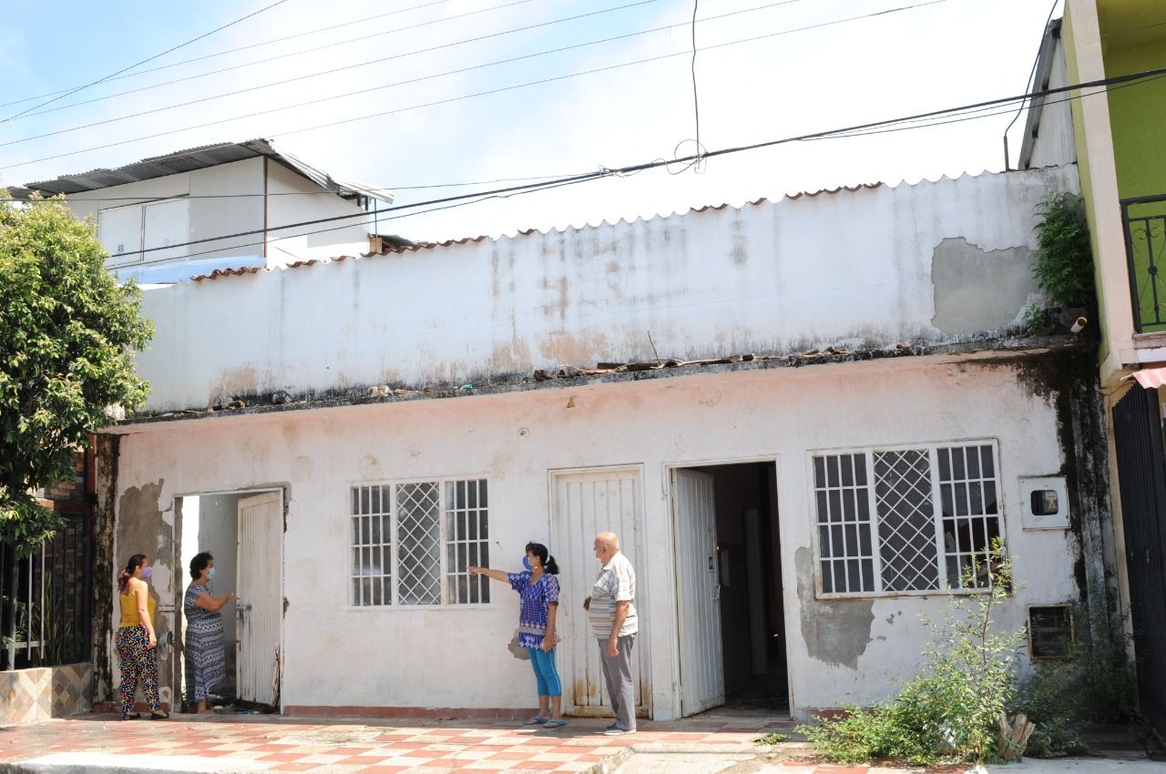 Caseta comunal del barrio Rojas Trujillo en riesgo de desplomarse