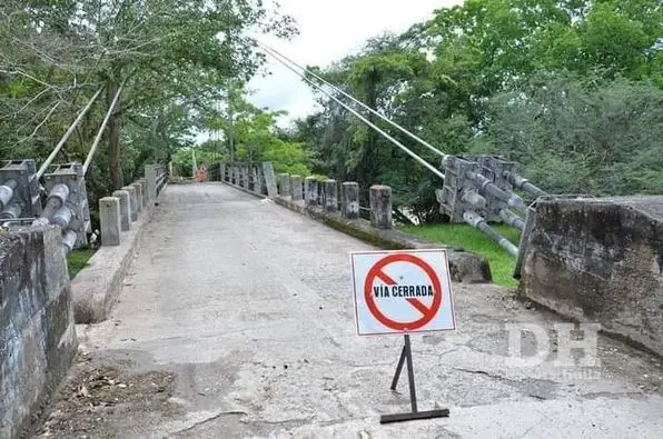 Recuperación del puente de Guacas opción vial en el centro del departamento￼