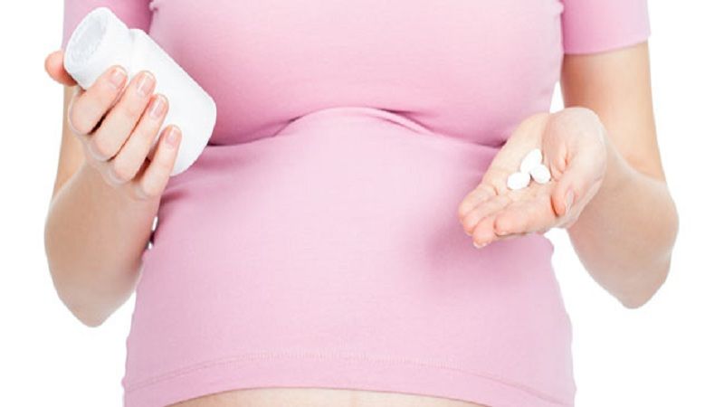 El acetaminofén en el embarazo, porqué no consumirlo