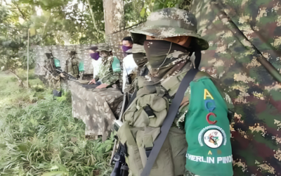 Combates entre ELN y Clan del Golfo en Istmina, Chocó, fuerzan a cientos de familias a desplazarse