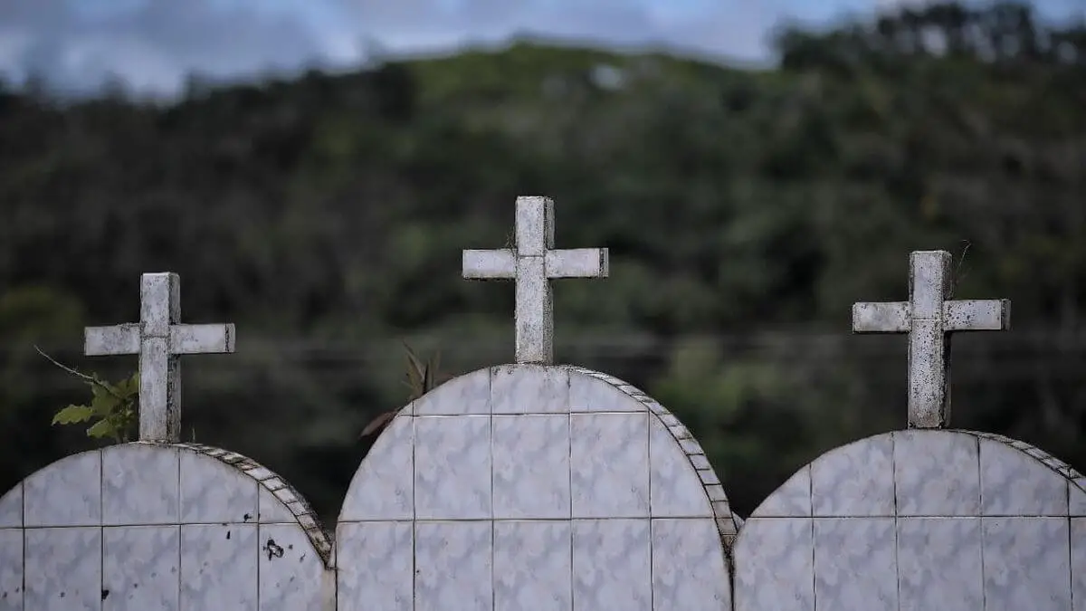 Cementerio de Campoalegre estaría quedando sin tumbas