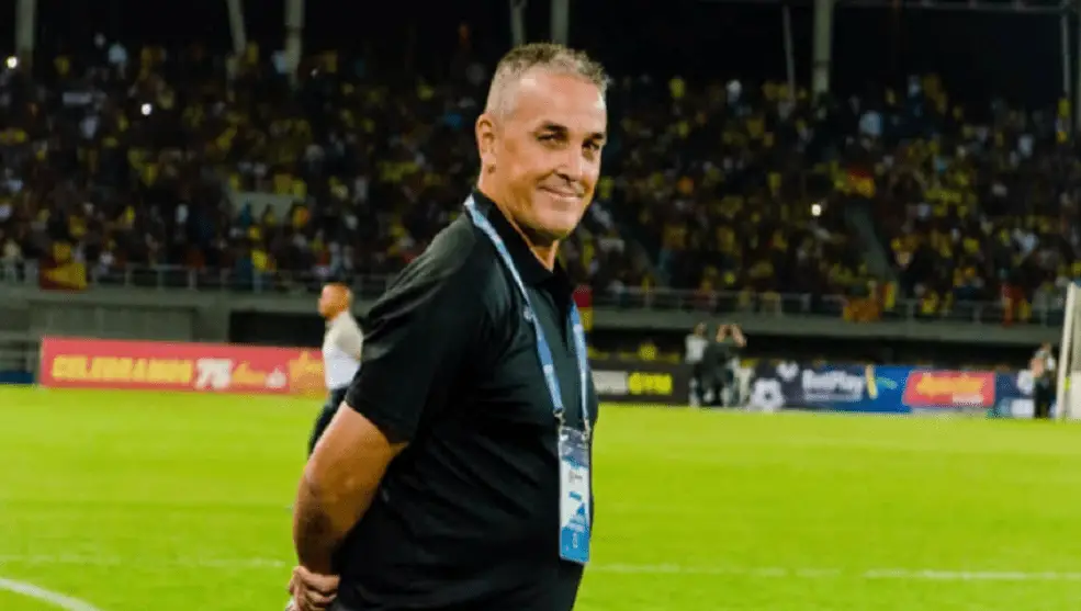 Atlético Bucaramanga se queda sin técnico, Craviotto renunció