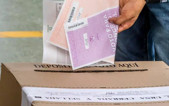 Reiteran proposición de voto obligatorio en Colombia