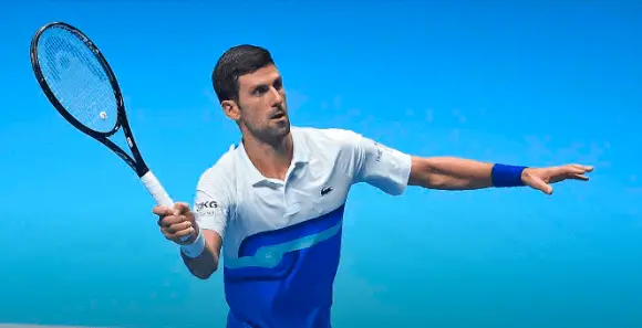 Djokovic logró permiso para quedarse en Australia