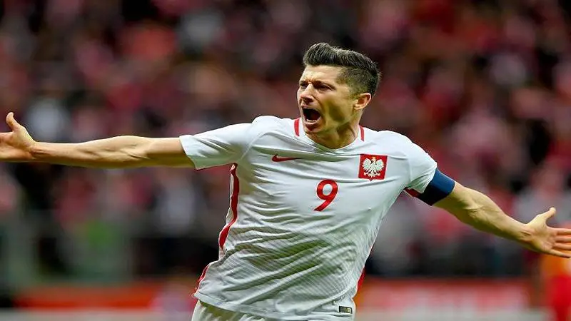Portugal y Polonia aseguraron un cupo en la Copa del Mundo. 