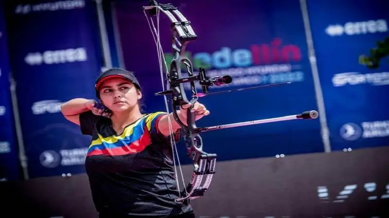 Sara López se vuelve a lucir en Medellín y logra récord Mundial