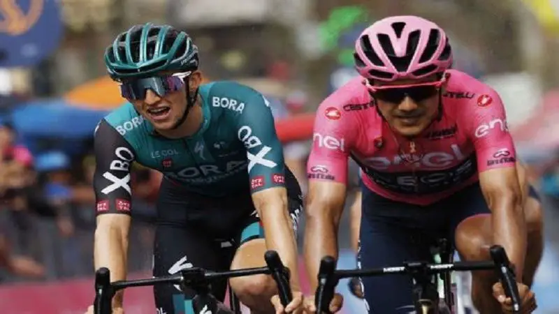La etapa 17 del Giro de Italia, sigue la lucha en la montaña