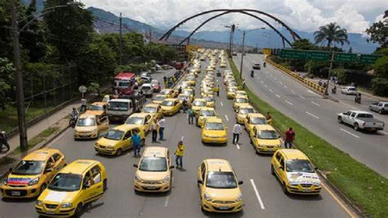 Nueva fecha para paro de taxistas tras no llegar a ningún acuerdo con alcaldesa de Bogotá