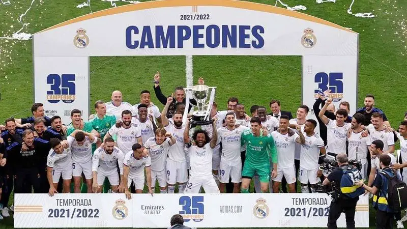 Real Madrid celebra un nuevo título