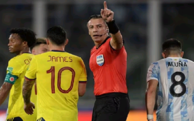 Él es Raphael Claus, árbitro de la final de la Copa América entre Argentina y Colombia