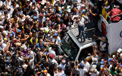 María Corina Machado lidero manifestaciones por Venezuela y envio mensaje a Petro