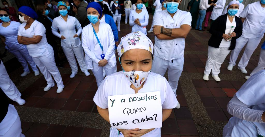 Crisis de profesionales de la salud en Colombia