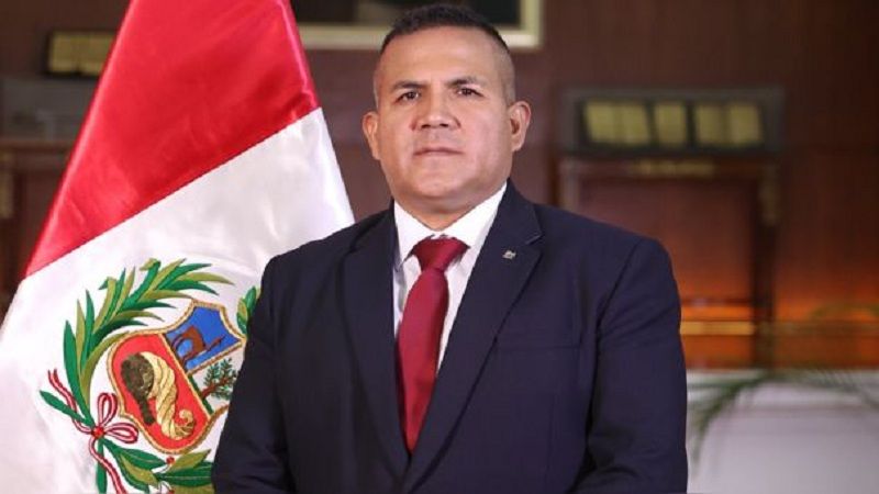 En enredos por supuesto nepotismo se ve involucrado el ministro de agricultura de Lima