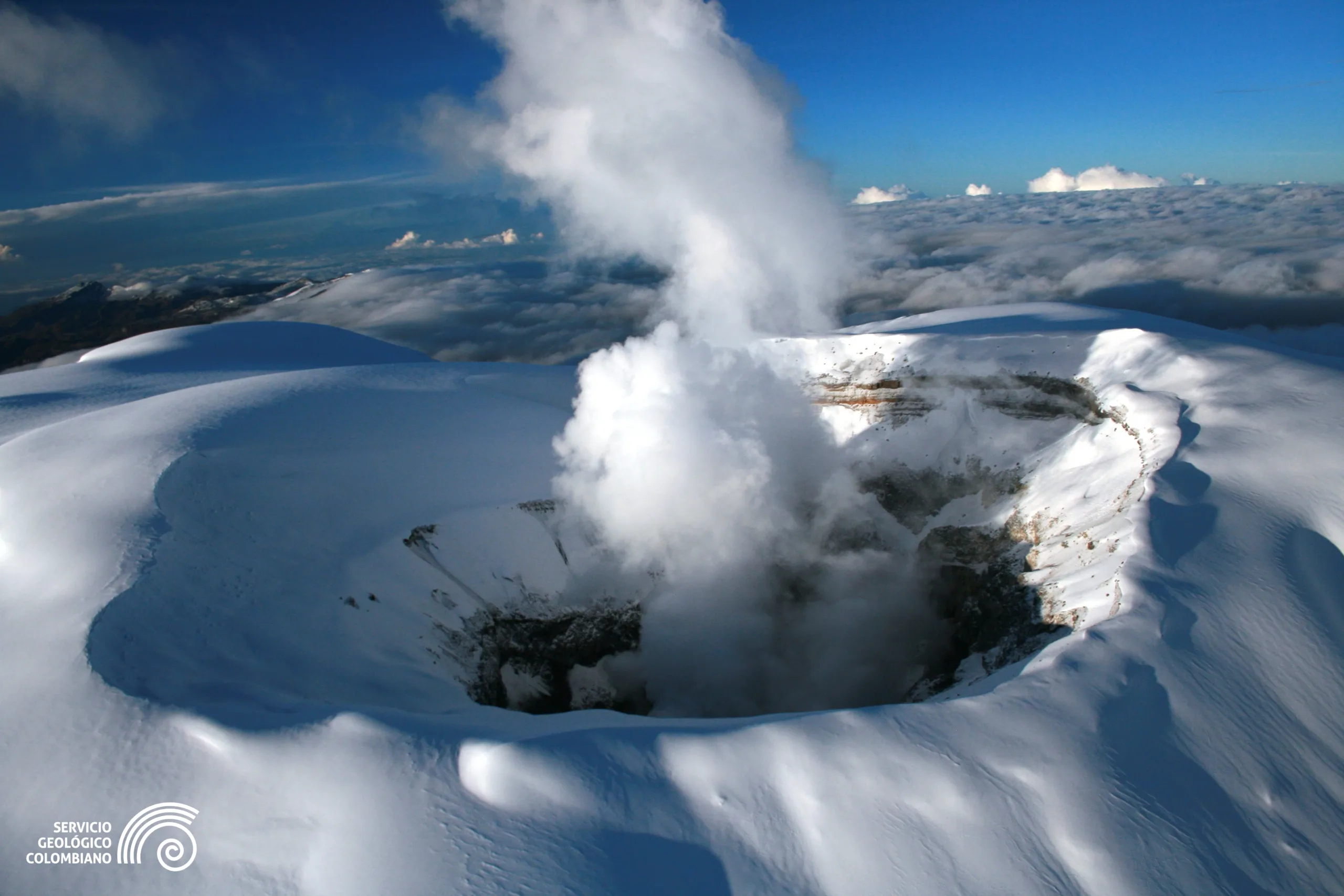 Aumentó la actividad sísmica del volcán Nevado del Ruiz