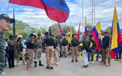Neiva se suma al Plantón Nacional en apoyo a soldados y policías del país