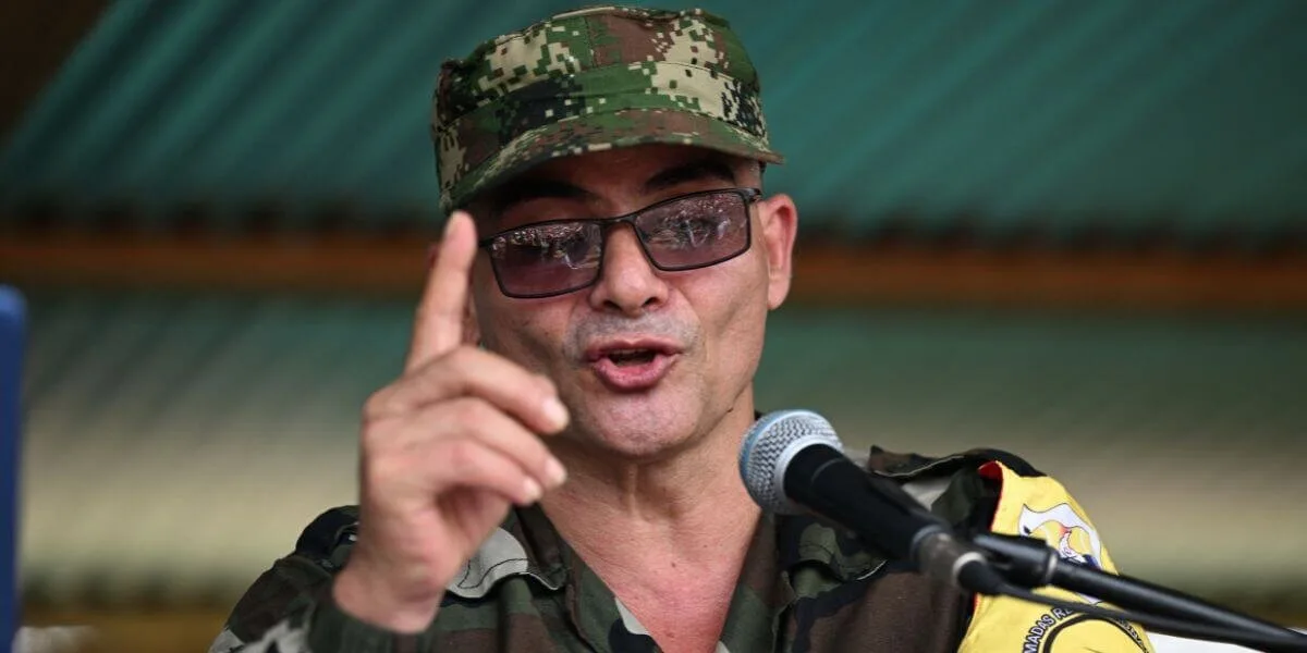 Disidencias de «Iván Mordisco» anuncian suspensión de ofensivas