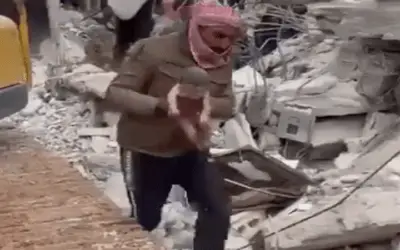 Milagro en medio de la tragedia: nace bebé entre los escombros en Siria