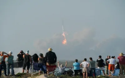 Cohete de SpaceX explota en el aire