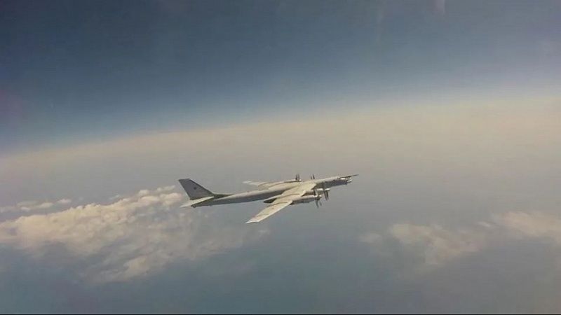 Aviones F-16 de EEUU interceptaron a dos bombarderos rusos cerca de Alaska