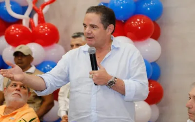 Vargas Lleras propone coalición para frenar las reformas de Petro